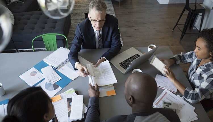 Accompish Before Your First Meeting With Investors